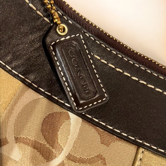 Stunning Coach Patchwork Logo Brown Shoulder Bag - Excellent Condition! - Picture 3 of 15